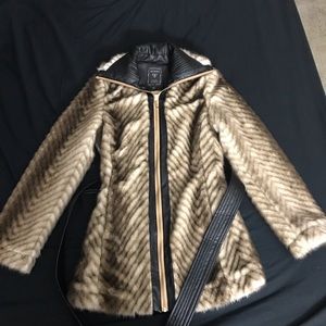 GUESS? Faux fur and leather coat Size XS